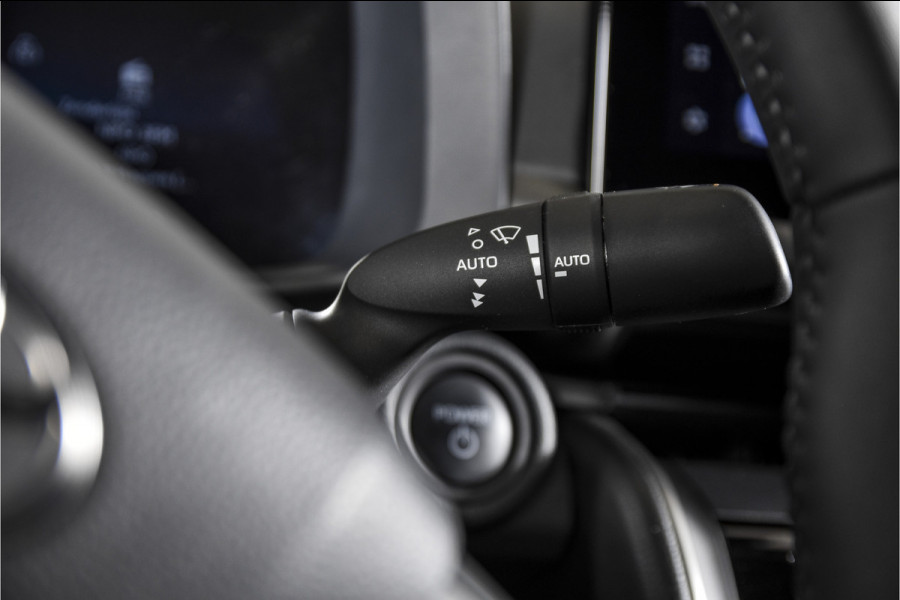 Toyota C-HR 2.0 Hybrid 200 Dynamic | Dig. Cockpit | Adapt. Cruise | Stoel-+Stuurverw. | PDC | Camera | NAV + App. Connect | ECC | LM 18" | 4737