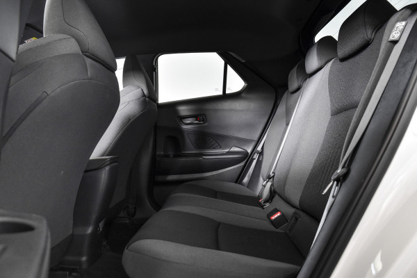 Toyota C-HR 2.0 Hybrid 200 Dynamic | Dig. Cockpit | Adapt. Cruise | Stoel-+Stuurverw. | PDC | Camera | NAV + App. Connect | ECC | LM 18" | 4737