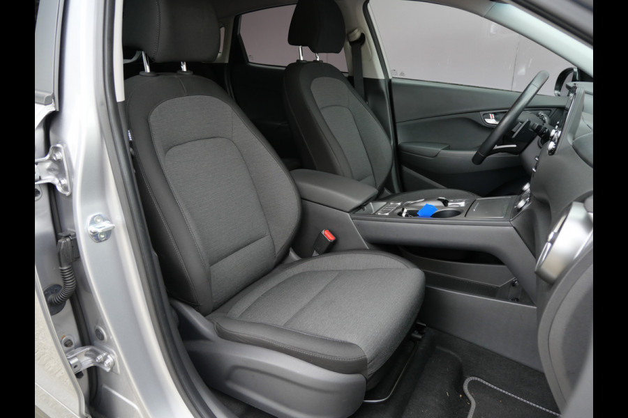 Hyundai Kona EV FASHION 39 kWh | A.C.C. | H.U.D | LED | KEYLESS | CAMERA | 3-FASE | FACELIFT!!