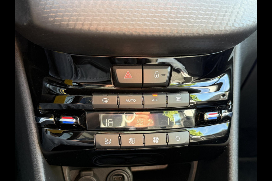 Peugeot 2008 1.2 PureTech Active 2e Eigenaar,Navi,Trekhaak,Pano,Cruise,Clima,N.A.P,110pk,Nieuwe APK bij Aflevering