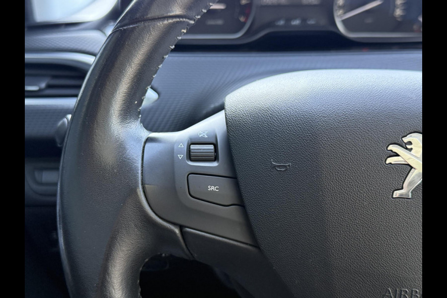 Peugeot 2008 1.2 PureTech Active 2e Eigenaar,Navi,Trekhaak,Pano,Cruise,Clima,N.A.P,110pk,Nieuwe APK bij Aflevering