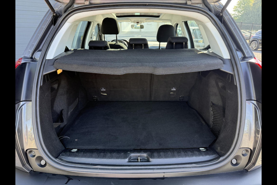 Peugeot 2008 1.2 PureTech Active 2e Eigenaar,Navi,Trekhaak,Pano,Cruise,Clima,N.A.P,110pk,Nieuwe APK bij Aflevering