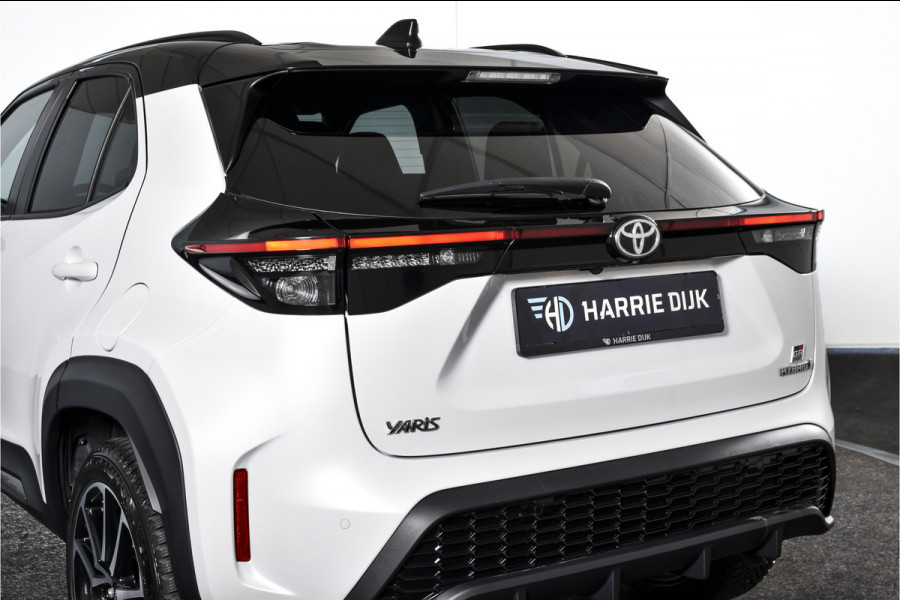 Toyota Yaris Cross 1.5 Hybrid 115 PK GR Sport | Dig. Cockpit | Adapt. Cruise | Stoel-+Stuurverw. | PDC | Camera | NAV + App. Connect | ECC | LM 18" | 7949