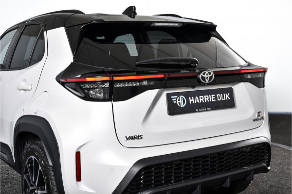 Toyota Yaris Cross 1.5 Hybrid 115 PK GR Sport | Dig. Cockpit | Adapt. Cruise | Stoel-+Stuurverw. | PDC | Camera | NAV + App. Connect | ECC | LM 18" | 7949