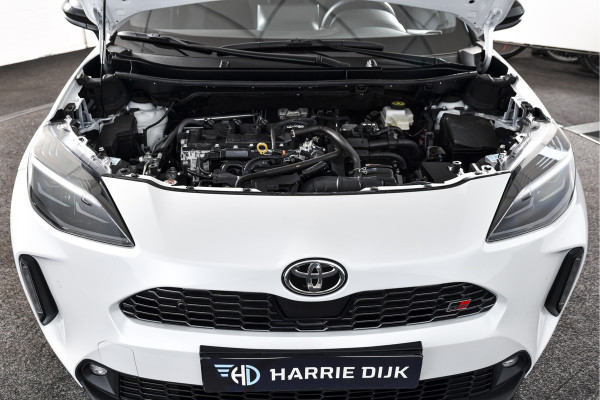 Toyota Yaris Cross 1.5 Hybrid 115 PK GR Sport | Dig. Cockpit | Adapt. Cruise | Stoel-+Stuurverw. | PDC | Camera | NAV + App. Connect | ECC | LM 18" | 7949