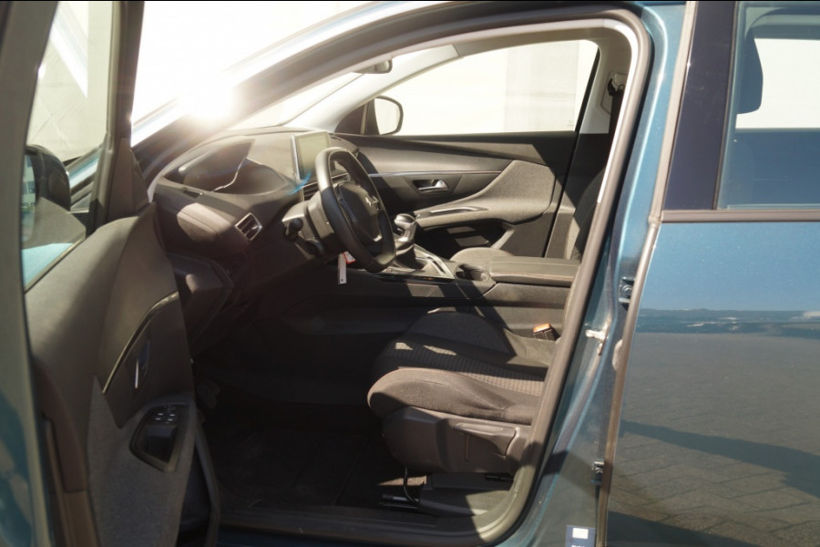 Peugeot 5008 1.2 PureTech 130pk Executive 7-persoons -NAVI-ECC-