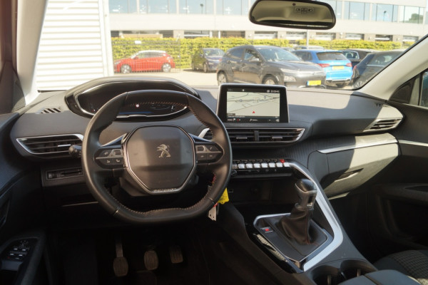 Peugeot 5008 1.2 PureTech 130pk Executive 7-persoons -NAVI-ECC-