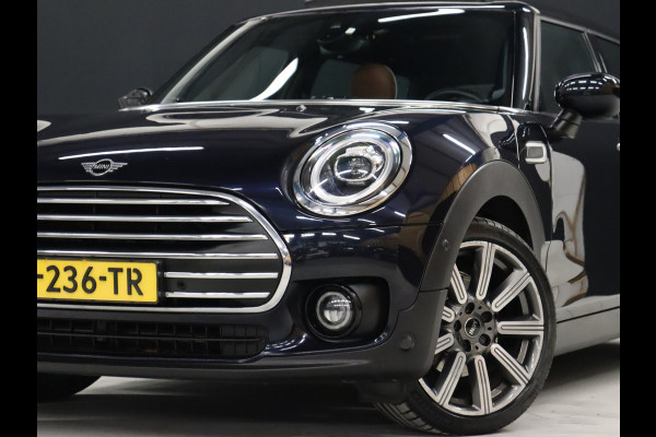 MINI Clubman 1.5 Cooper Richmond Park Edition DIGITAL DASH, CRUISE CONTROL, APPLE CARPLAY, SCHUIFKANTELDAK, HARMAN KARDON AUDIO,  VOL LEDER, PDC, STOELVERWARMING, NAVIGATIE, NIEUWSTAAT]