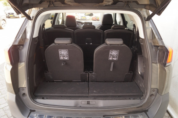 Peugeot 5008 1.2 PureTech 130pk Premium -NAVI-ECC-PDC-CAM-