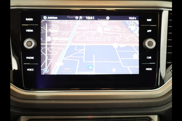 Volkswagen T-Roc 1.0 TSI Style 110 pk | Navigatie | Parkeersensoren | Adaptieve cruise control | Autom. airco |
