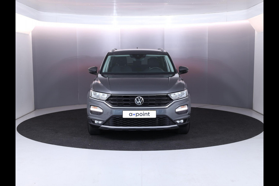 Volkswagen T-Roc 1.0 TSI Style 110 pk | Navigatie | Parkeersensoren | Adaptieve cruise control | Autom. airco |