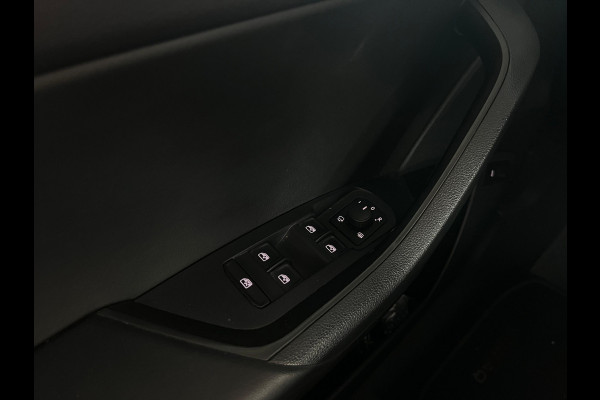 Škoda Kodiaq 1.5 TSI Limited Business Edition 7p. NL AUTO | 7 PERSOONS | PANO | AUTOMAAT | CARPLAY | HALF LEDER | ! 2DE PINKSTERDAG GEOPEND VAN 10:00 UUR T/M 17:00 UUR