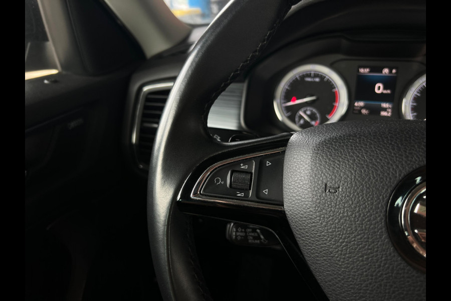 Škoda Kodiaq 1.5 TSI Limited Business Edition 7p. NL AUTO | 7 PERSOONS | PANO | AUTOMAAT | CARPLAY | HALF LEDER | ! 2DE PINKSTERDAG GEOPEND VAN 10:00 UUR T/M 17:00 UUR
