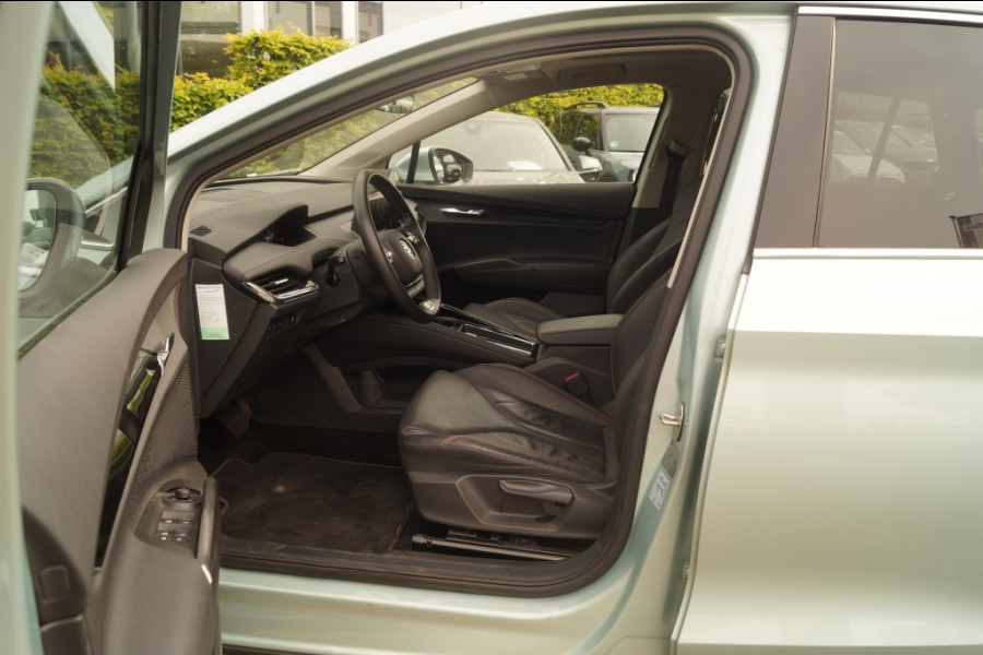 Škoda ENYAQ iV 60 180pk 62kWh -PANO-LEER-NAVI-ECC-PDC-