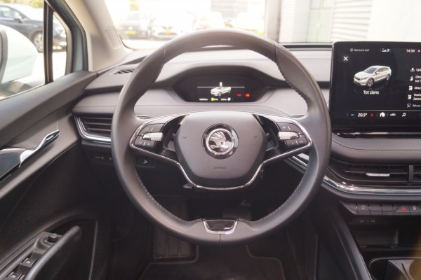 Škoda ENYAQ iV 60 180pk 62kWh -PANO-LEER-NAVI-ECC-PDC-