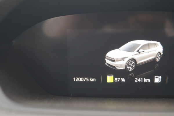 Škoda ENYAQ iV 60 180pk 62kWh -PANO-LEER-NAVI-ECC-PDC-