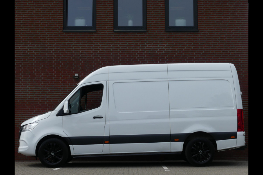 Mercedes-Benz Sprinter 317 CDI L2H2 3500KG Trekgewicht Camera/Navigatie/Trekhaak