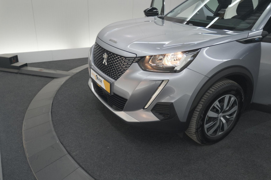 Peugeot e-2008 EV Active 50 kWh | Camera | Navigatie | Climate Control | Apple Carplay