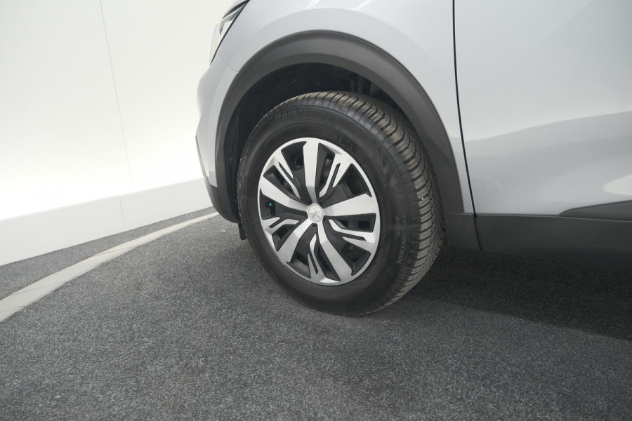 Peugeot e-2008 EV Active 50 kWh | Camera | Navigatie | Climate Control | Apple Carplay