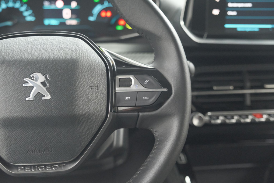 Peugeot e-2008 EV Active 50 kWh | Camera | Navigatie | Climate Control | Apple Carplay