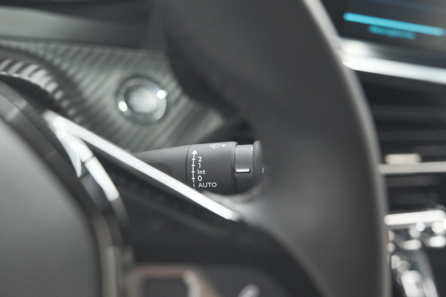 Peugeot e-2008 EV Active 50 kWh | Camera | Navigatie | Climate Control | Apple Carplay