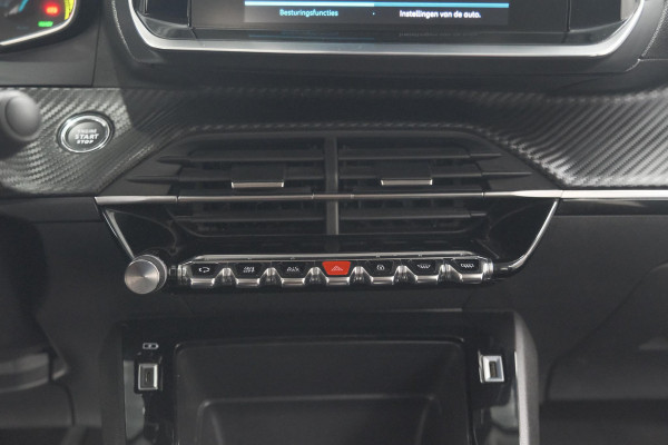 Peugeot e-2008 EV Active 50 kWh | Camera | Navigatie | Climate Control | Apple Carplay