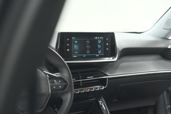 Peugeot e-2008 EV Active 50 kWh | Camera | Navigatie | Climate Control | Apple Carplay