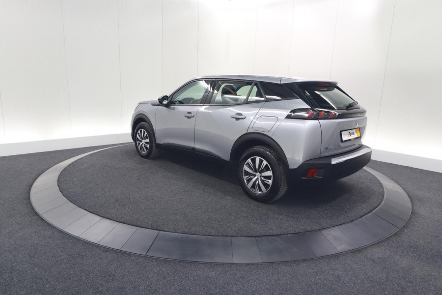 Peugeot e-2008 EV Active 50 kWh | Camera | Navigatie | Climate Control | Apple Carplay
