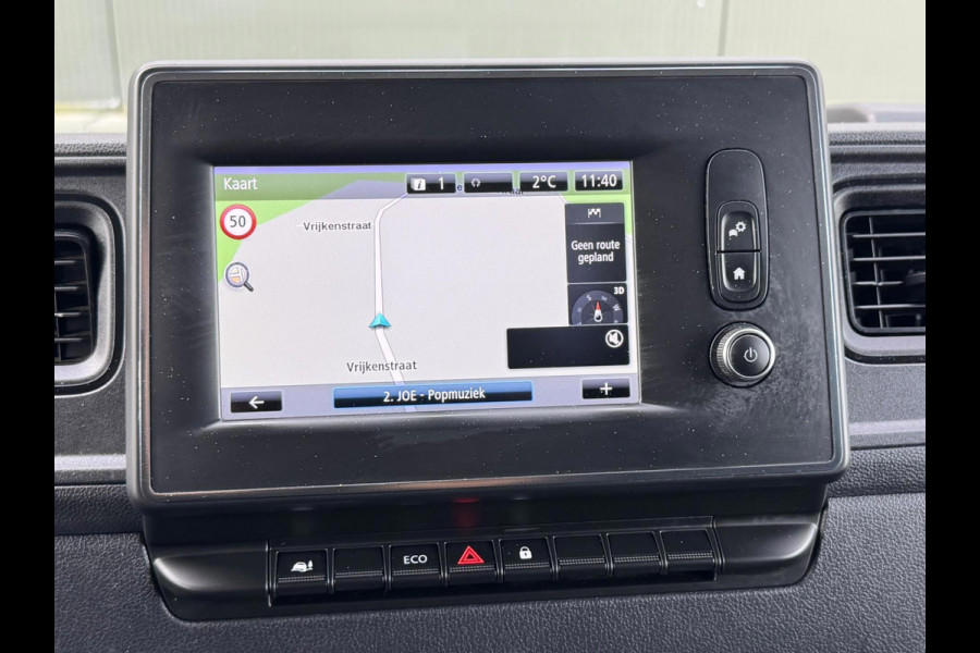 Renault Master T35 2.3 dCi 135 L2H2 Cruise Navigatie Airco All Season banden Goed onderhouden