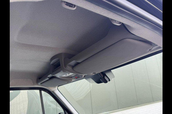 Renault Master T35 2.3 dCi 135 L2H2 Cruise Navigatie Airco All Season banden Goed onderhouden