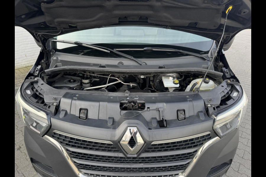 Renault Master T35 2.3 dCi 135 L2H2 Cruise Navigatie Airco All Season banden Goed onderhouden