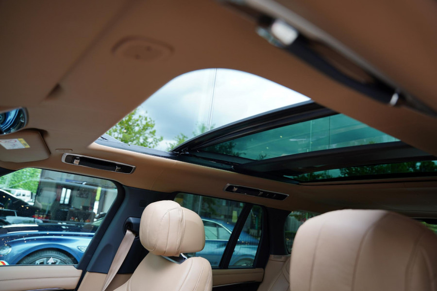 Land Rover Range Rover P 530 V 8 Autobiography Black Pack