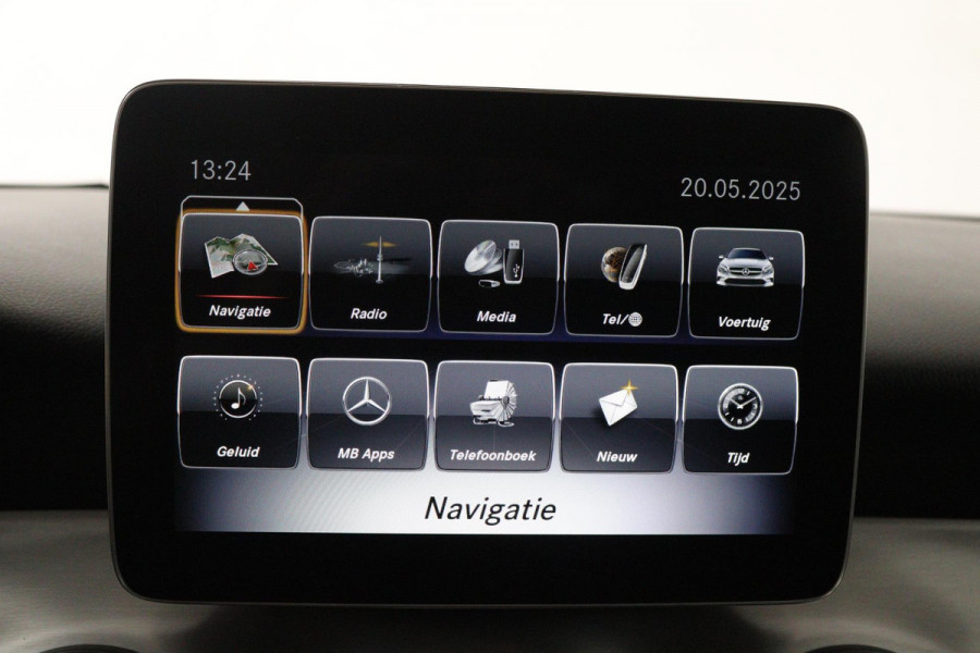 Mercedes-Benz CLA-Klasse 180 Business Solution AMG Upgrade Edition (ACHTERUITRIJCAMERA, NAVIGATIE, STOELVERWARMING, CRUISE)