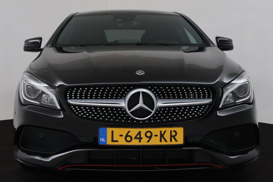 Mercedes-Benz CLA-Klasse 180 Business Solution AMG Upgrade Edition (ACHTERUITRIJCAMERA, NAVIGATIE, STOELVERWARMING, CRUISE)
