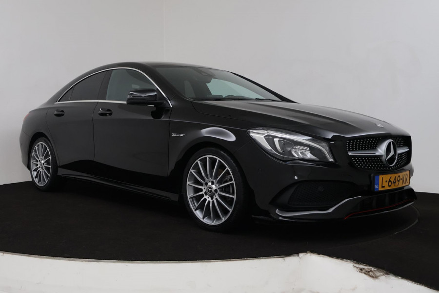 Mercedes-Benz CLA-Klasse 180 Business Solution AMG Upgrade Edition (ACHTERUITRIJCAMERA, NAVIGATIE, STOELVERWARMING, CRUISE)