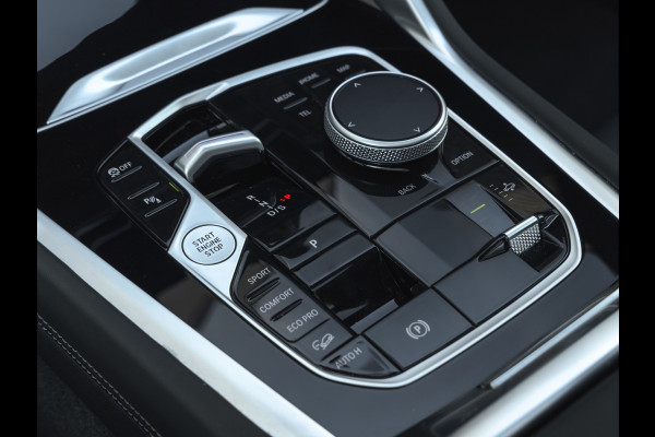 BMW X6 xDrive40i M-Sport Pro - Pano - Luchtvering - Standkachel - Head-up Display