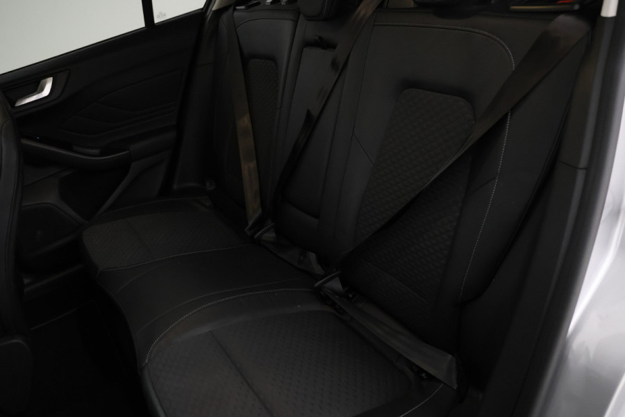 Ford FOCUS Wagon 1.5 EcoBlue Titanium X Business Automaat, Nieuwe db set , Apple Carplay, Parkeersensoren