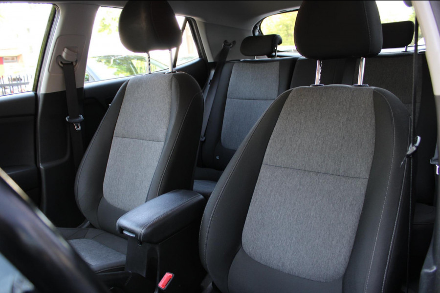 Kia Stonic 1.0 T-GDi DynamicLine Airco Navi Camera Carplay Nap