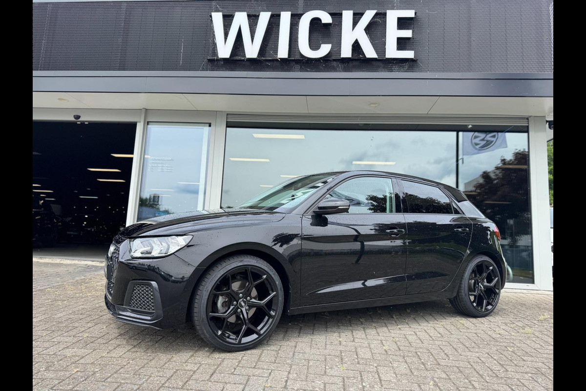 Audi A1 Sportback 35 TFSI 150 PK S Tronic Virtual Clima Stoelverw. Audi A1 Sportback 35 TFSI 150 PK S Tronic Virtual Clima Stoelverw.