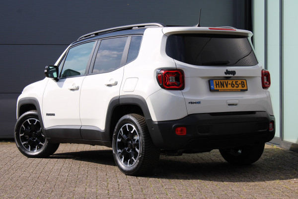 Jeep Renegade 4xe 240 Plug-in Hybrid Electric Upland | Panoramadak | Winterpakket | Led | Camera | Parkeer assistent