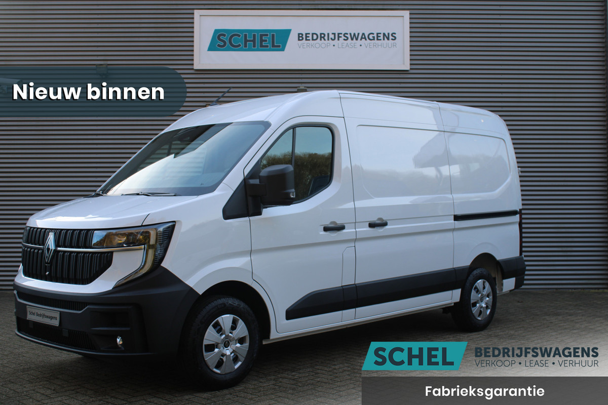 Renault Master T35 2.0 dCi 170pk L2H2 Extra - 2x Schuifdeur - Navigatie - Blind Spot - Camera - Stoelverwarming - Verwarmde voorruit - Rijklaar Renault Master T35 2.0 dCi 170pk L2H2 Extra - 2x Schuifdeur - Navigatie - Blind Spot - Camera - Stoelverwarming - Verwarmde voorruit - Rijklaar
