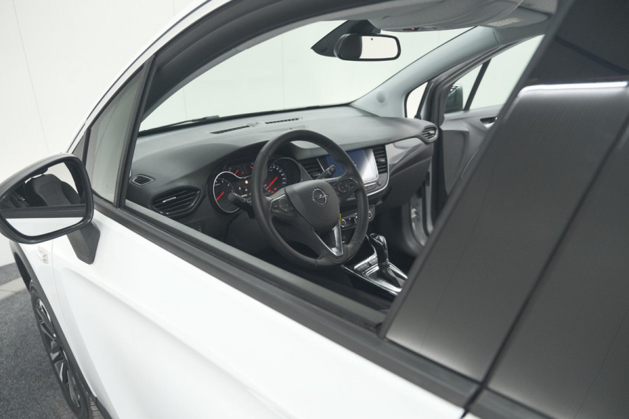 Opel Crossland Turbo 130 AT6 Elegance | Camera | Parkeersensoren | Navigatie | Apple Carplay