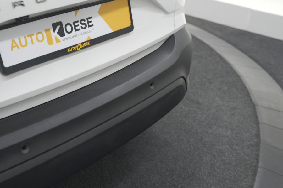 Opel Crossland Turbo 130 AT6 Elegance | Camera | Parkeersensoren | Navigatie | Apple Carplay