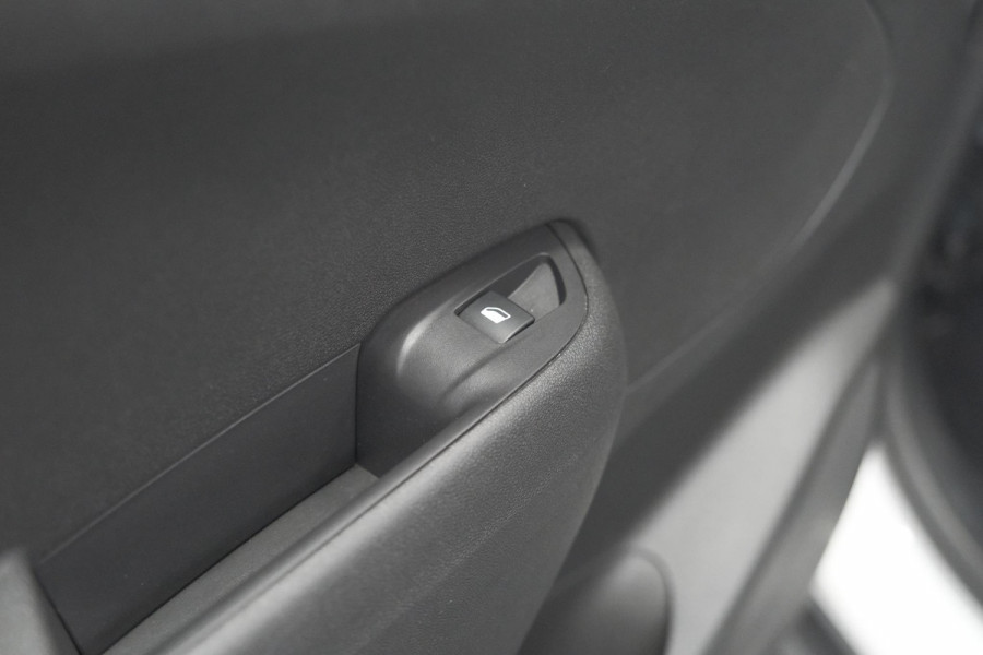 Opel Crossland Turbo 130 AT6 Elegance | Camera | Parkeersensoren | Navigatie | Apple Carplay