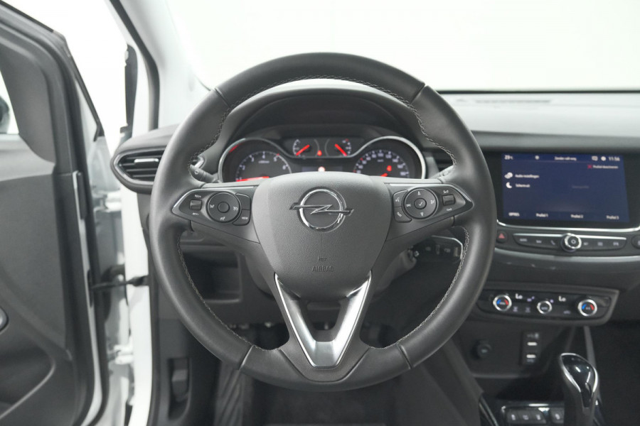Opel Crossland Turbo 130 AT6 Elegance | Camera | Parkeersensoren | Navigatie | Apple Carplay