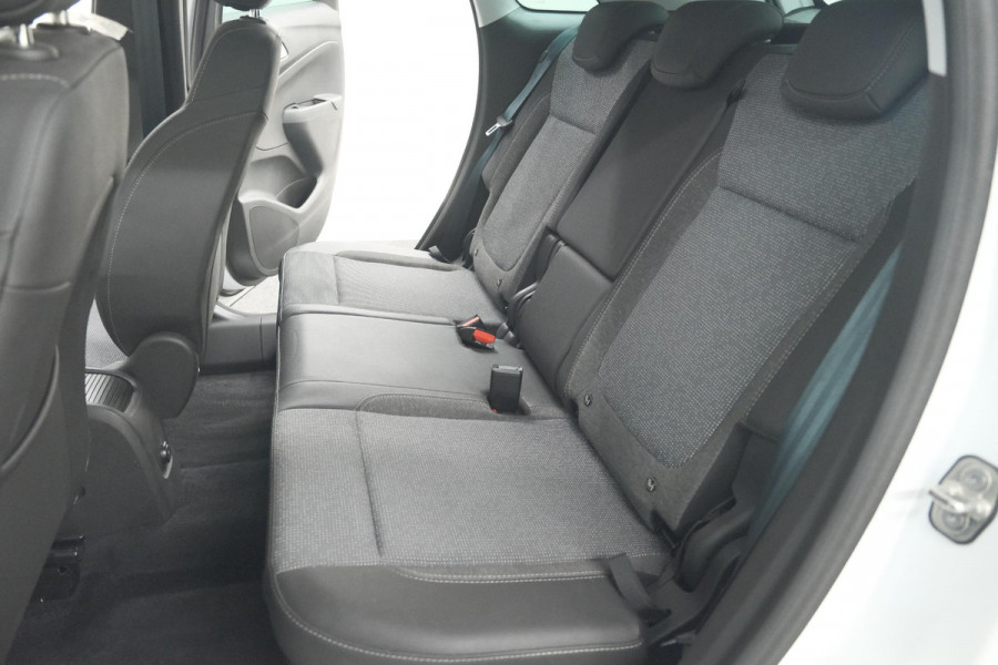 Opel Crossland Turbo 130 AT6 Elegance | Camera | Parkeersensoren | Navigatie | Apple Carplay