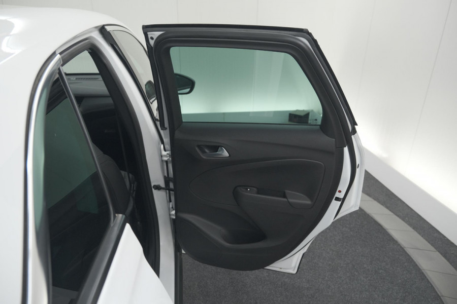 Opel Crossland Turbo 130 AT6 Elegance | Camera | Parkeersensoren | Navigatie | Apple Carplay