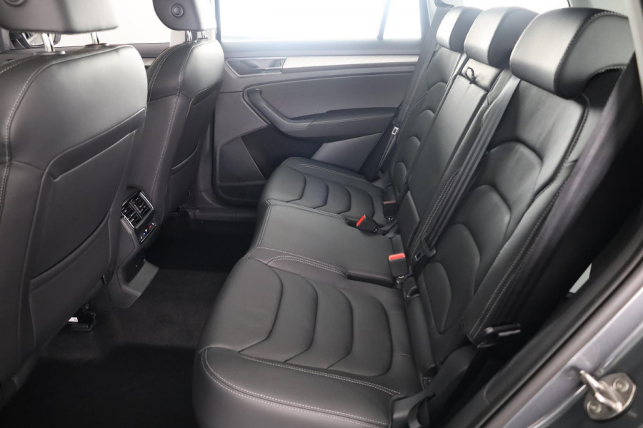 Škoda Kodiaq Business Edition Plus 1.5 TSI 150 pk 7 versn. DSG | Fabrieksgarantie tot 2028 | Leder | Panoramadak | Adaptive Cruise Control | 360º camera |