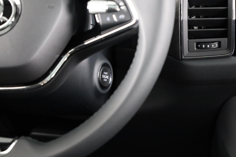 Škoda Kodiaq Business Edition Plus 1.5 TSI 150 pk 7 versn. DSG | Fabrieksgarantie tot 2028 | Leder | Panoramadak | Adaptive Cruise Control | 360º camera |