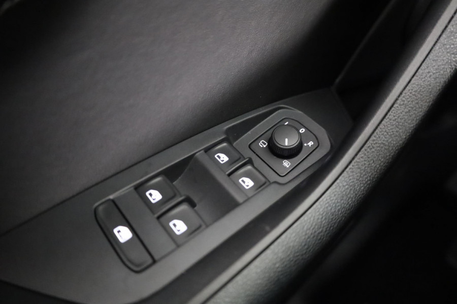 Škoda Kodiaq Business Edition Plus 1.5 TSI 150 pk 7 versn. DSG | Fabrieksgarantie tot 2028 | Leder | Panoramadak | Adaptive Cruise Control | 360º camera |